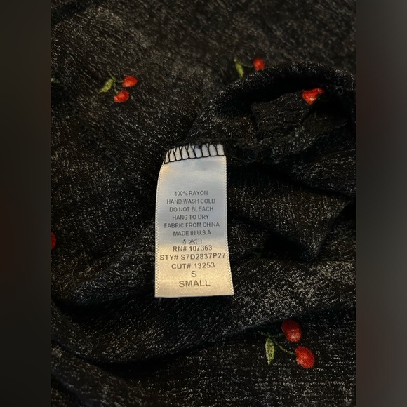 Solemio, Las Angeles. Black, wrap top with cherry print. Sz. S women’s - Picture 9 of 10